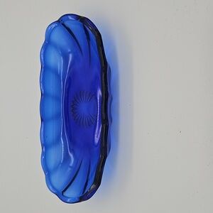 Blue cobalt banana split boat